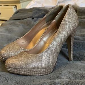 Gold shimmery Heels from Call it Spring